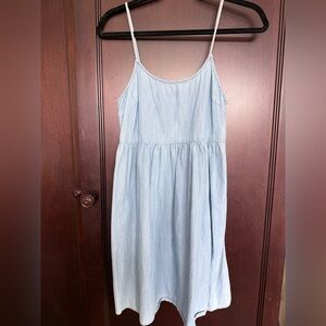 SO soft chambray strappy sundress w smocked back for a flattering fit, small